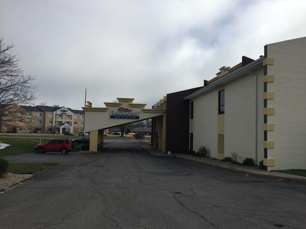 Baymont By Wyndham Kokomo Exterior photo