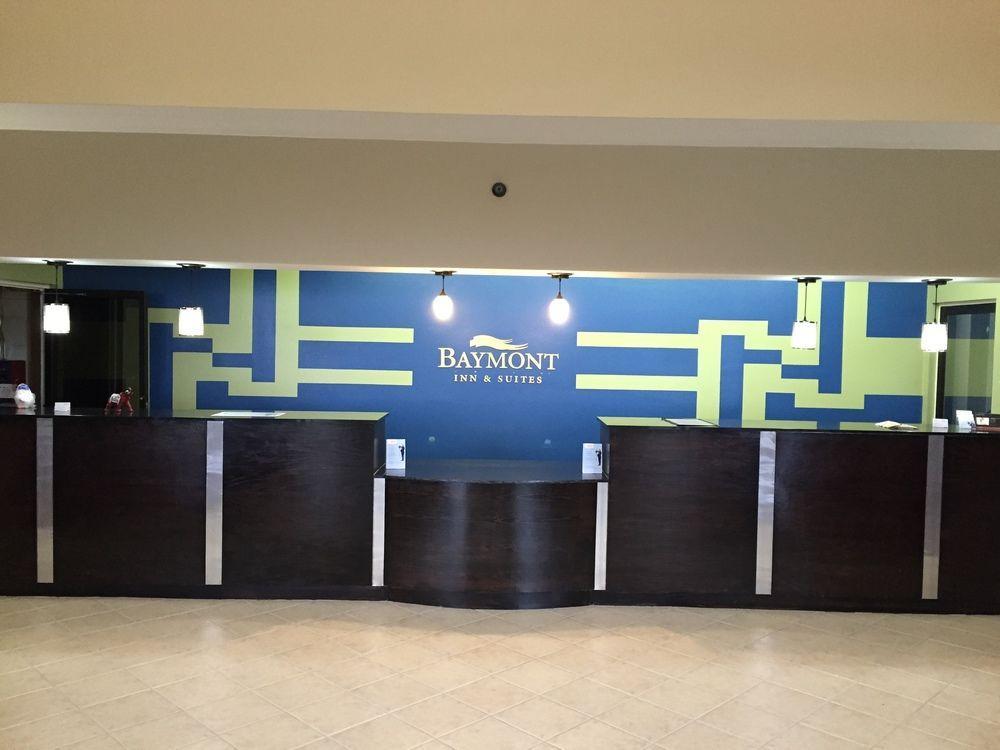 Baymont By Wyndham Kokomo Exterior photo